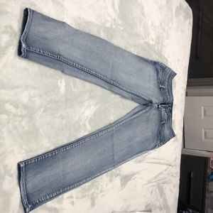 Light blue jeans high waisted